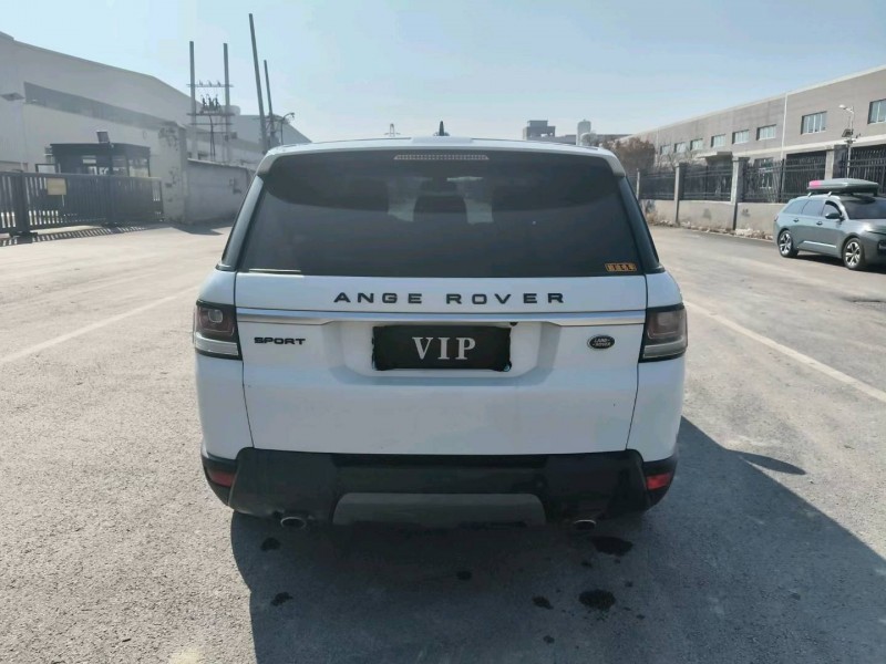 徐州17年路虎揽胜运动8