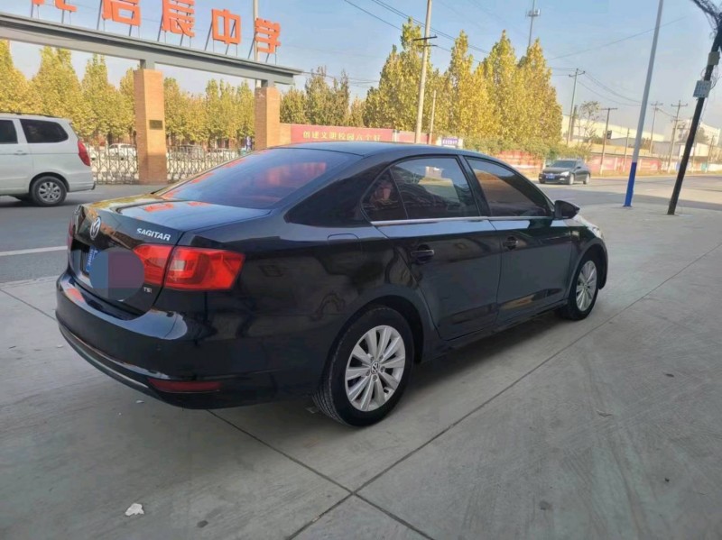 保定14年大众速腾2
