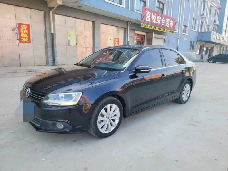 保定14年大众速腾4