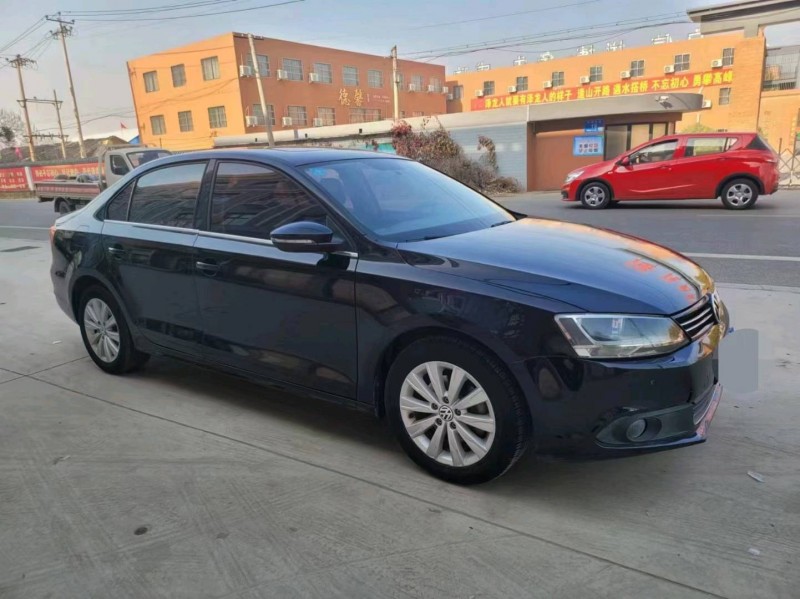 保定14年大众速腾8