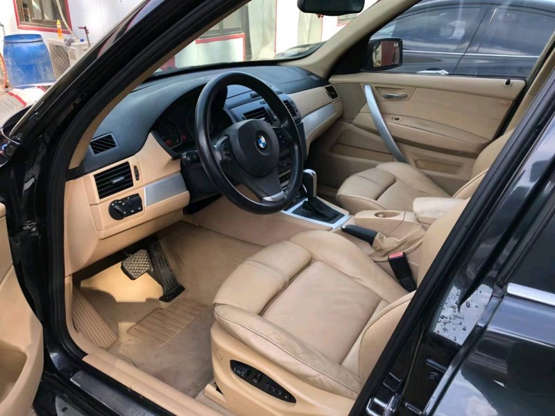 保定09年宝马X37