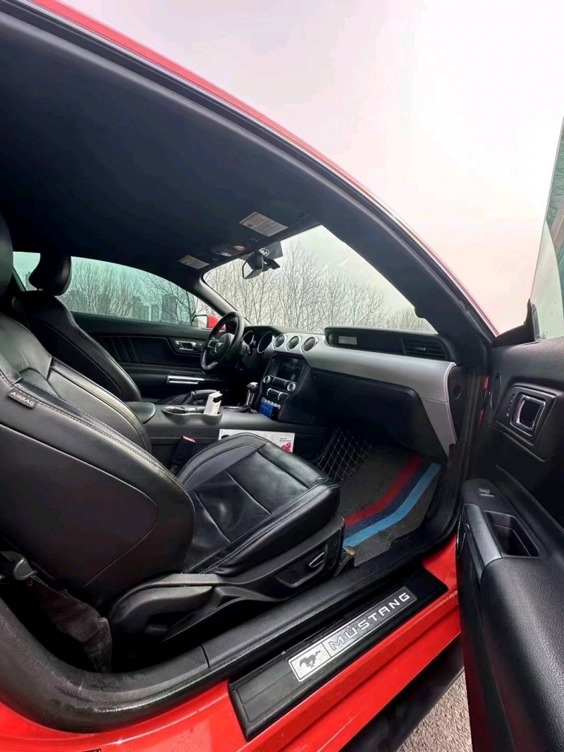 东营16年福特野马5