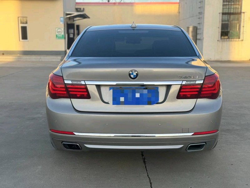 邯郸13年宝马7系9