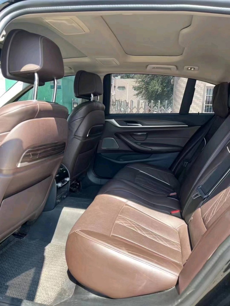 保定19年宝马5系5