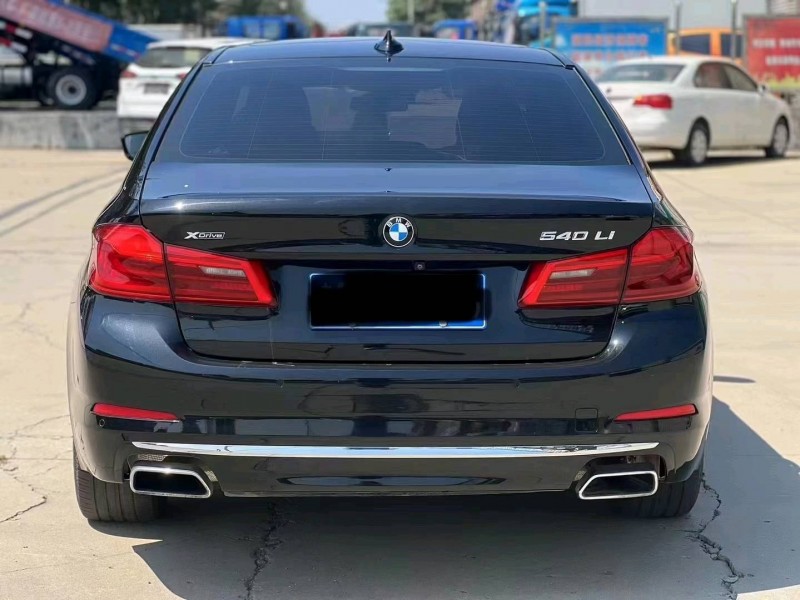 保定19年宝马5系8