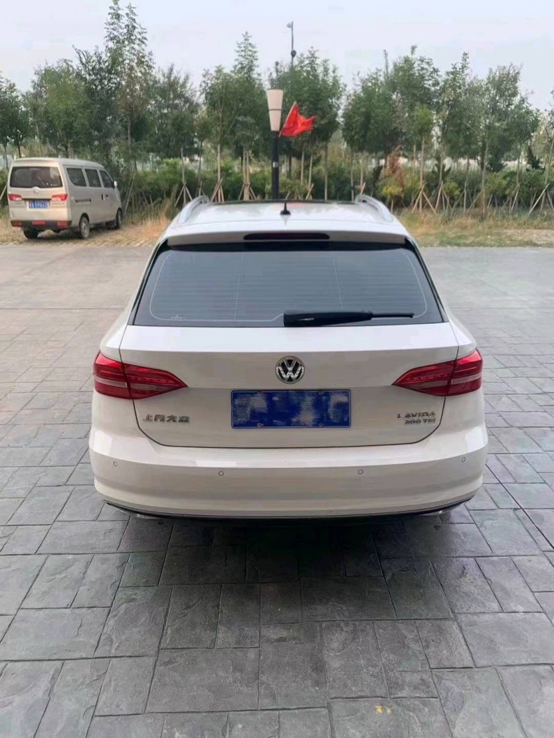 东营19年大众朗逸4