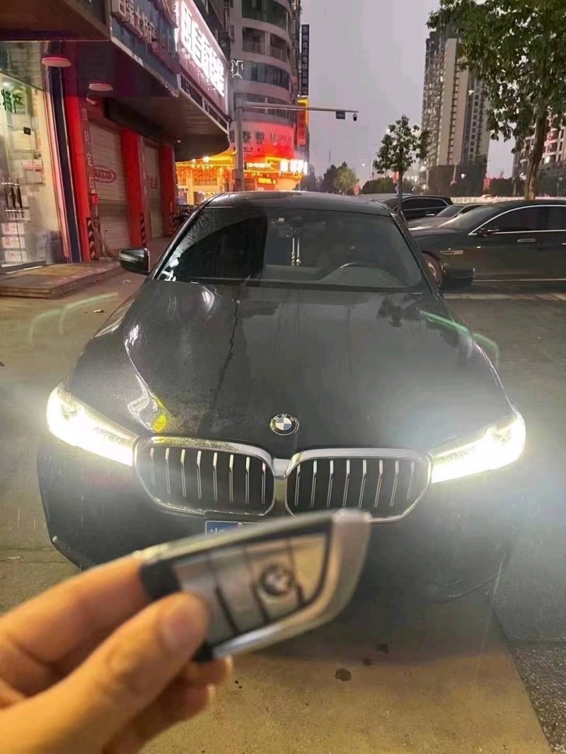 保定22年宝马5系1