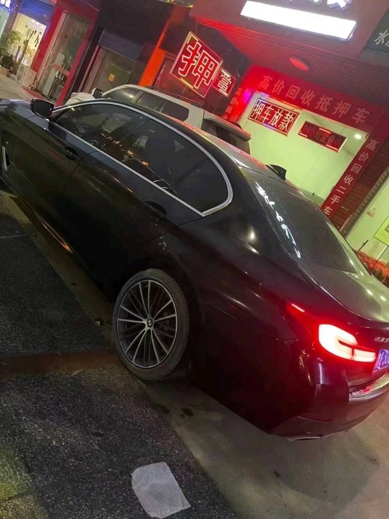 保定22年宝马5系6