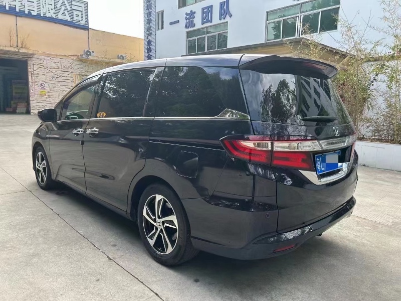 深圳17年本田奥德赛9