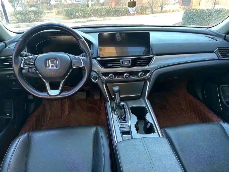 邢台23年本田雅阁6