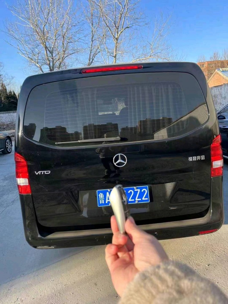 枣庄20年奔驰威霆8