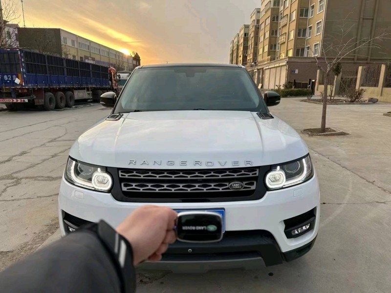 枣庄17年路虎揽胜1