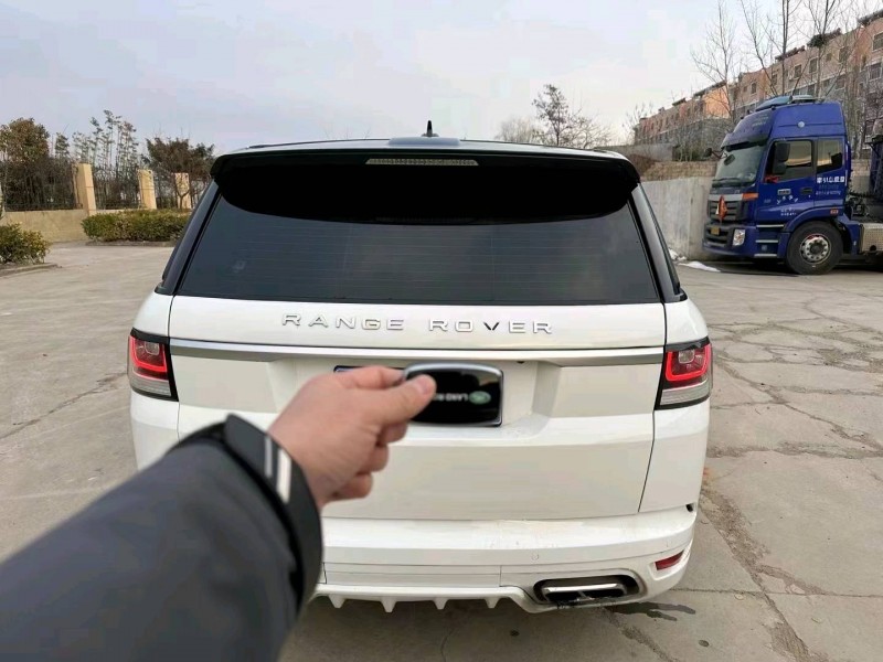 枣庄17年路虎揽胜5