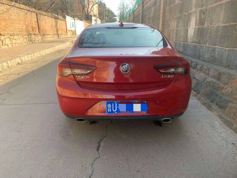 枣庄18年别克君威4