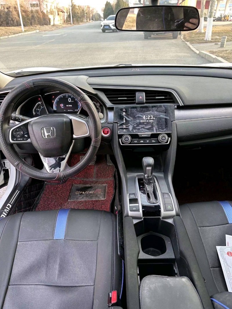 东营19年本田思域3