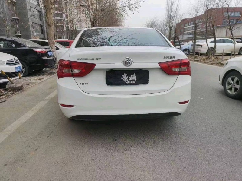 枣庄17年别克英朗3