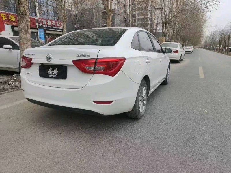 枣庄17年别克英朗6