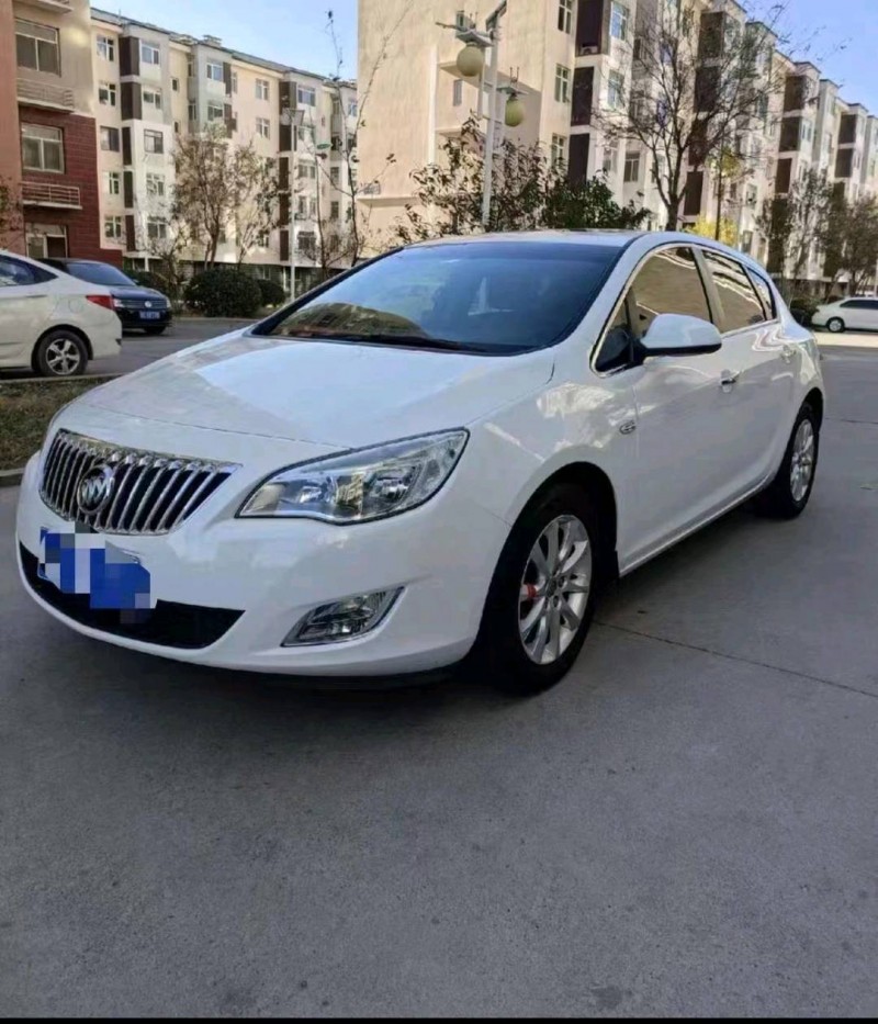 枣庄15年别克英朗2