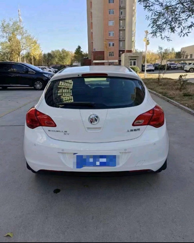 枣庄15年别克英朗7