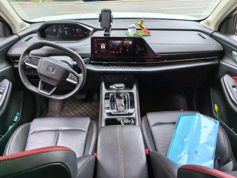 嘉興22年長安汽車CS557
