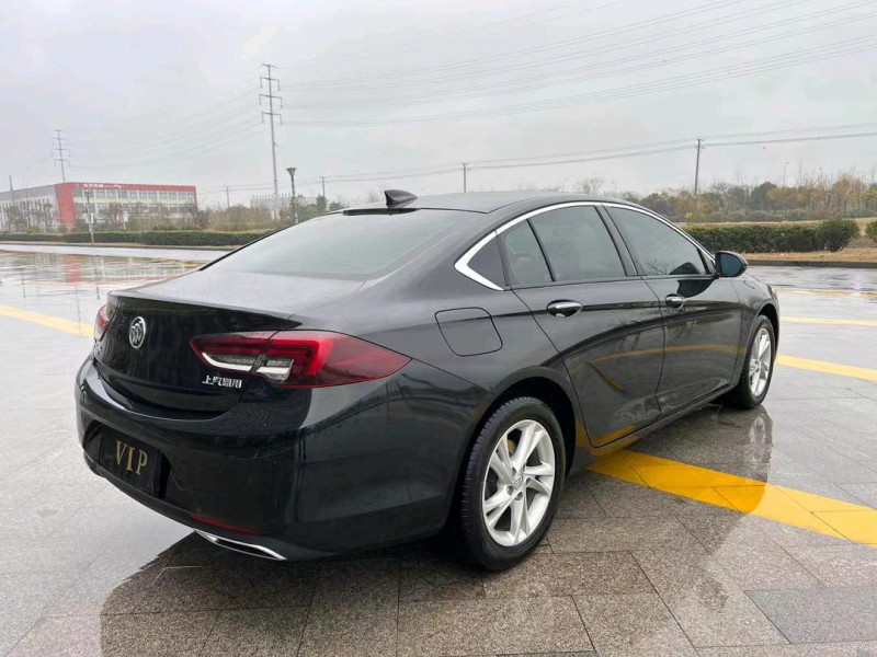 盐城21年别克君威9