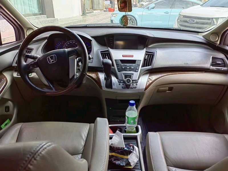 枣庄13年本田奥德赛2