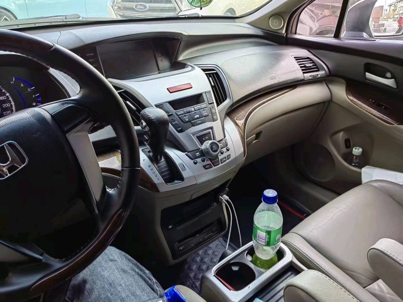 枣庄13年本田奥德赛3