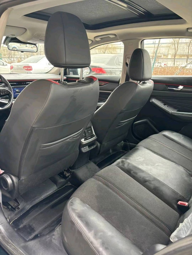 保定22年东风奕炫6