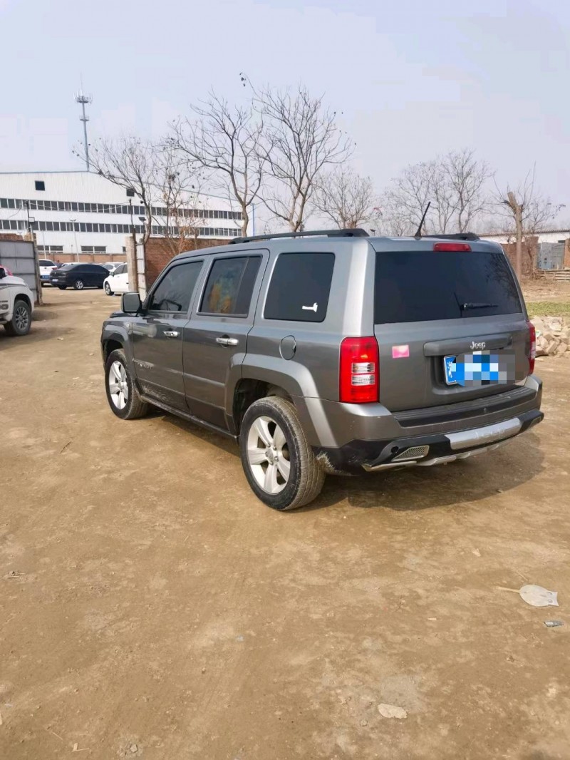 保定14年Jeep指南者7