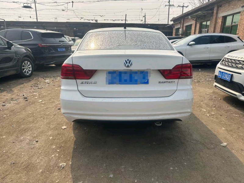 保定17年大众桑塔纳8