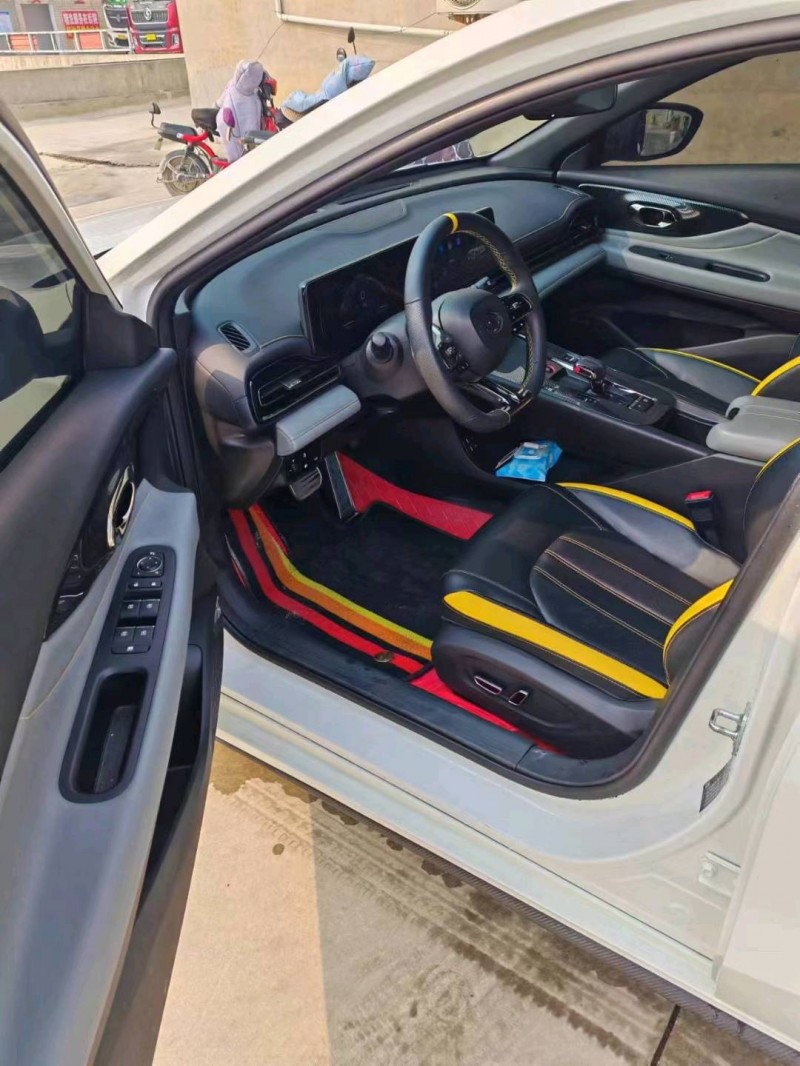 保定22年传祺影豹4