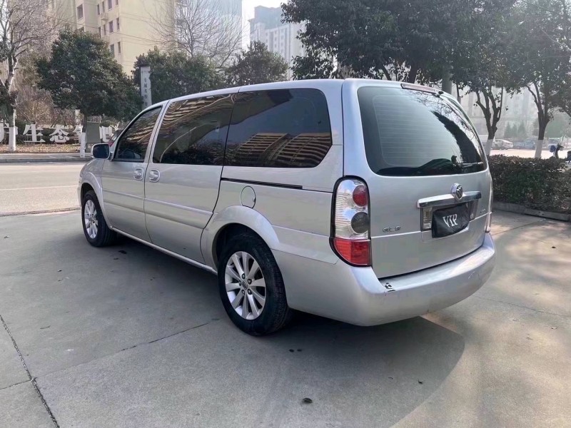 济宁15年别克GL88
