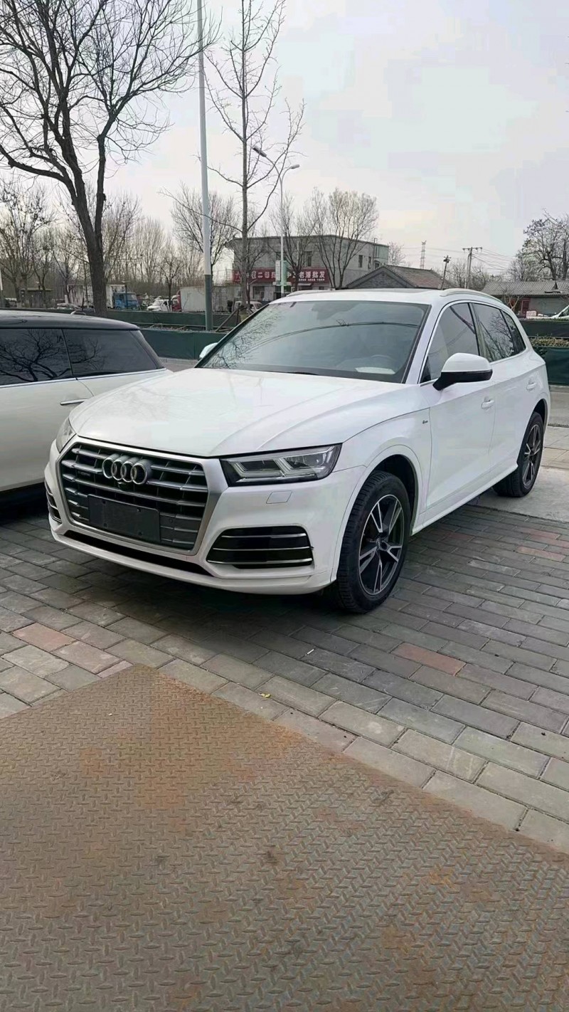 邯郸19年奥迪Q54