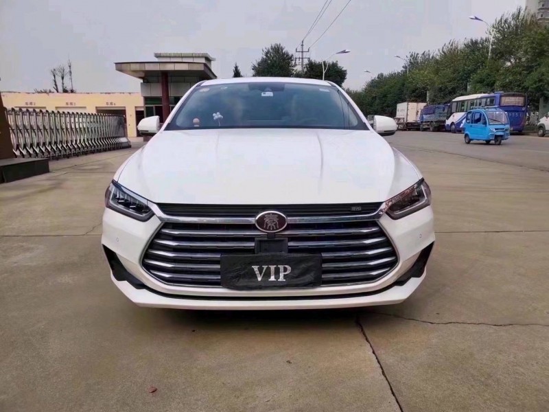 济宁19年比亚迪秦1