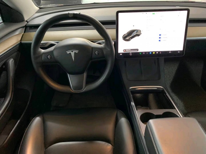 廣州21年特斯拉MODEL 35