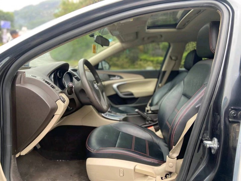 广州12年别克君威9