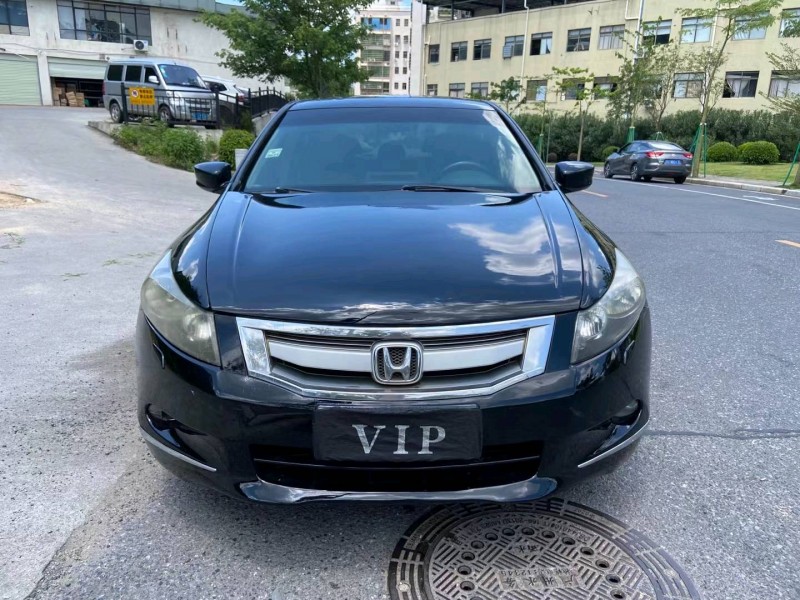 广州09年本田雅阁1