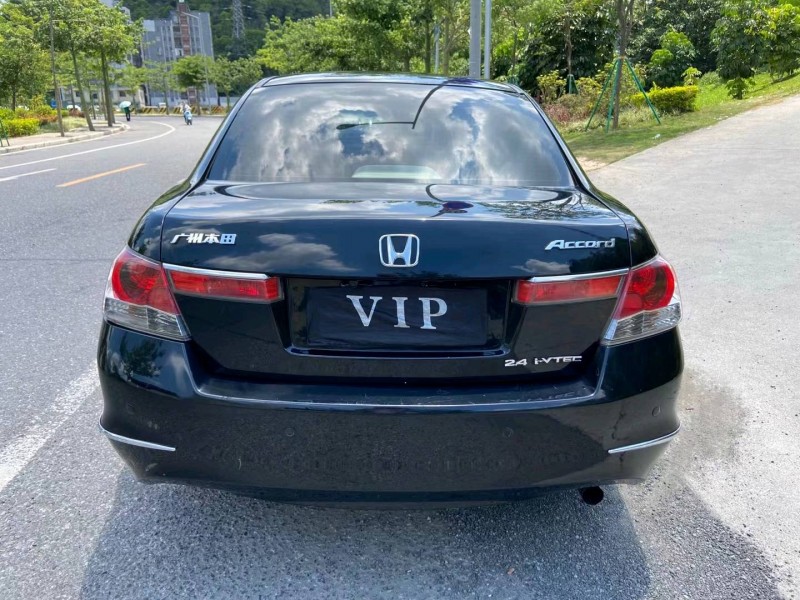 广州09年本田雅阁5