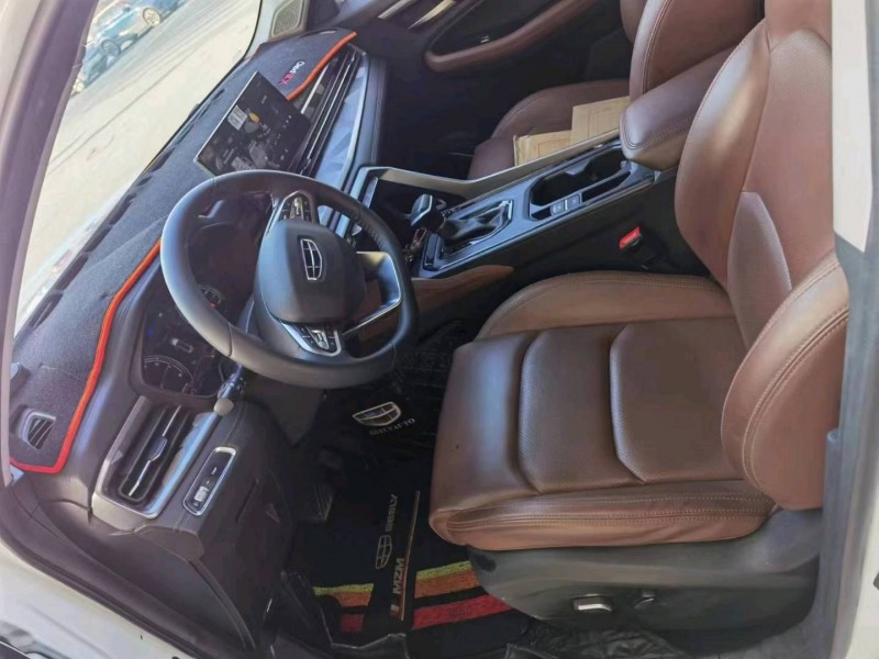 保定22年吉利远景X66