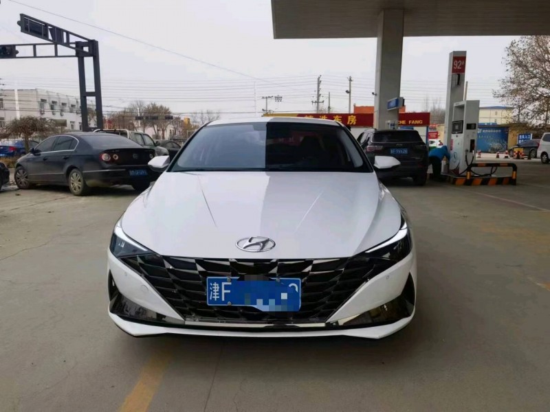 保定22年现代伊兰特1