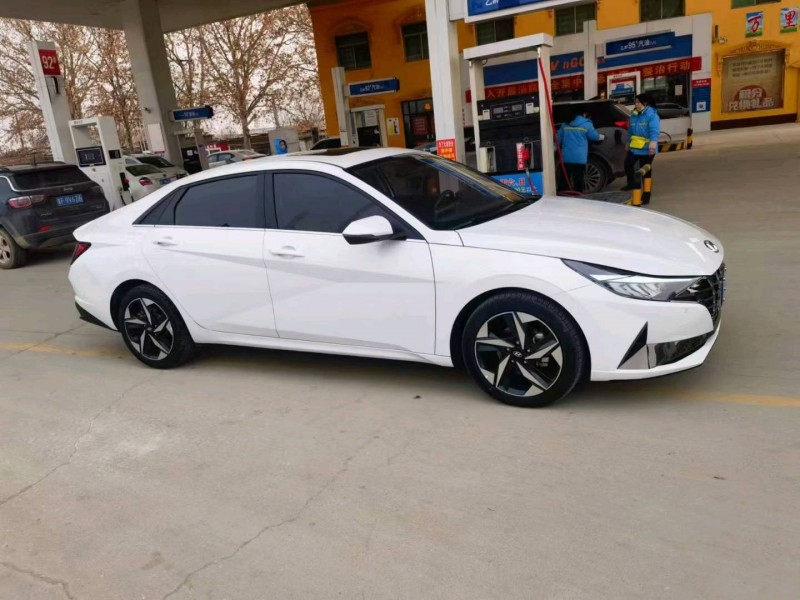 保定22年现代伊兰特3