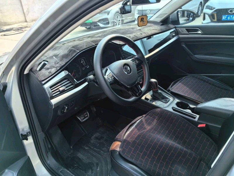 保定20年大众朗逸5