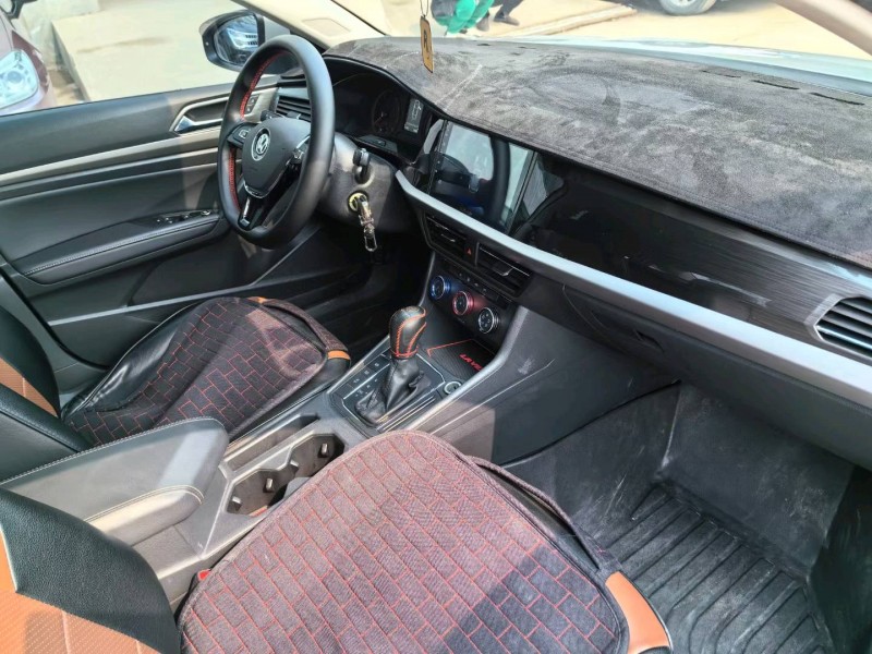 保定20年大众朗逸6