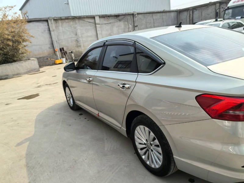 保定20年大众朗逸8