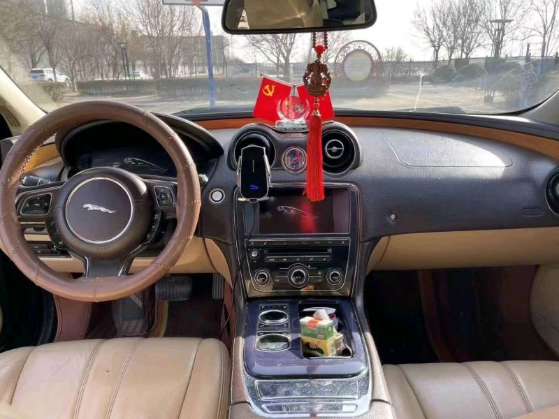 天津13年捷豹XJL5