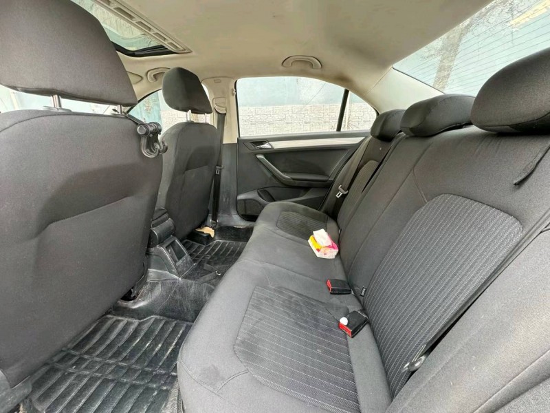 保定14年大众捷达8