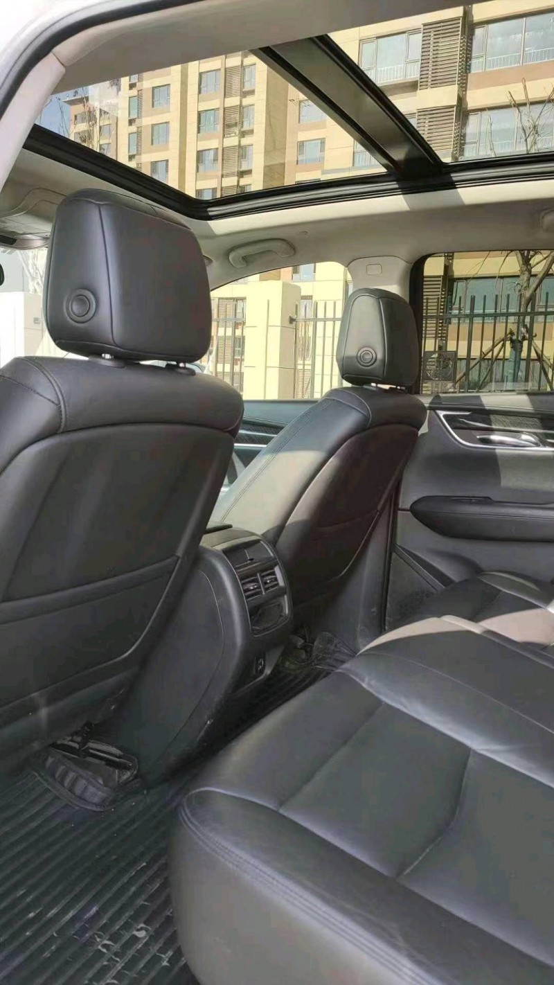 邯郸17年凯迪拉克XT53