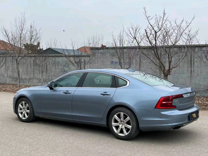 东营17年沃尔沃S904