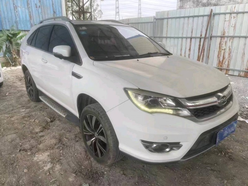 珠海17年比亚迪S73