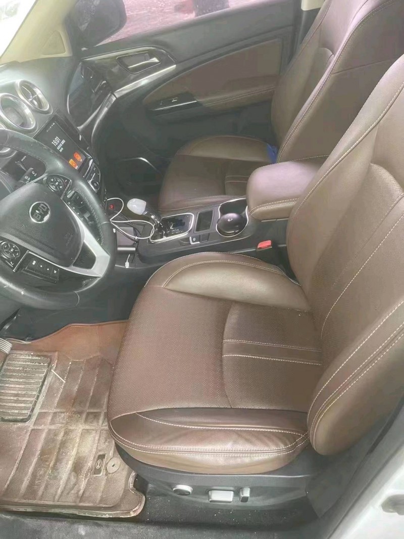 珠海17年比亚迪S78